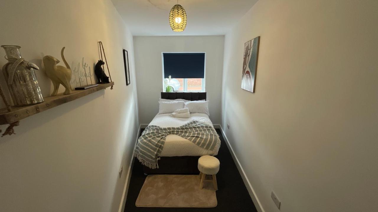 Spacious 6 Bed Home Near City & Albion Stadium Perfect For Contractors! Birmingham Exteriör bild